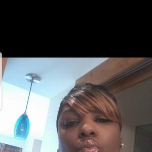 Meet your Posher, Delicia